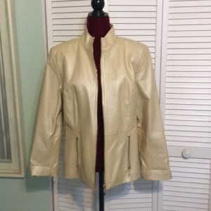 Leather jacket❤️❤️❤️FLASH SALE ❤️❤️❤️